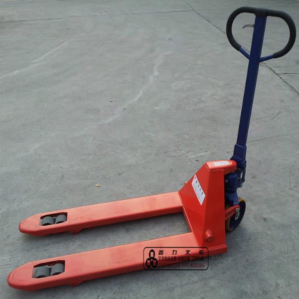 供應(yīng)臺灣鴻福手動液壓搬運車 大量現(xiàn)貨手動液壓搬運車包郵送貨上門