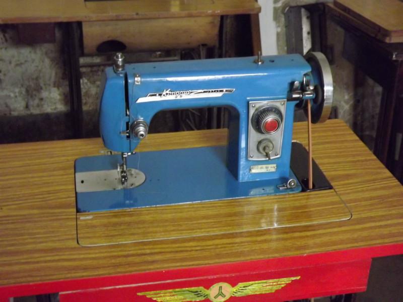 供應(yīng)石家莊二手腳踏老式家用縫紉機(jī)價(jià)格