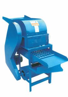 供應(yīng)大量生產(chǎn)板栗機(jī) 板栗脫殼機(jī),剝板栗機(jī)器