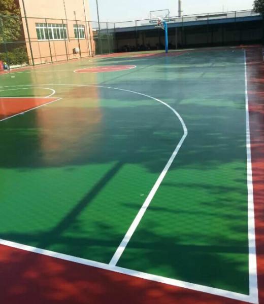 供應(yīng)塑膠籃球場建設(shè)/塑膠籃球場廠家