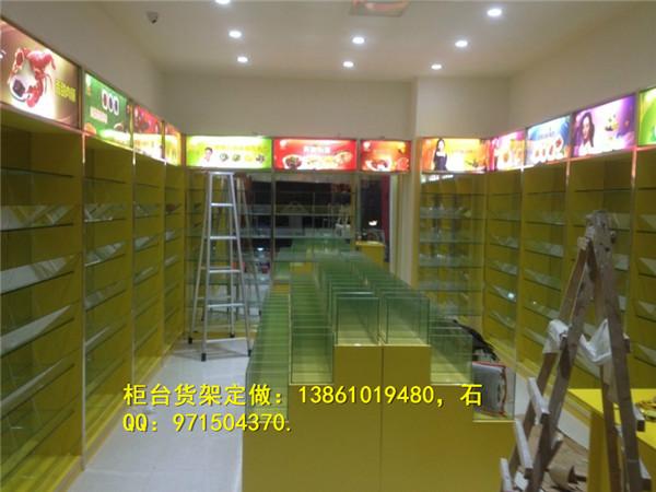 供应常州零食店哪里定做零食货架，食品展示柜，食品货架批发，最新款式