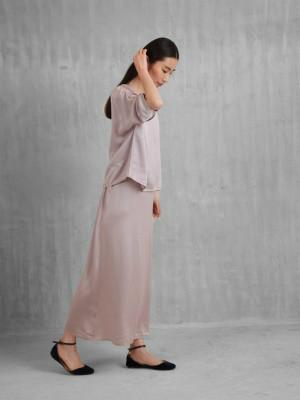 供應用于批發(fā)的廣州品牌女裝系戀14秋裝連衣裙秋裝品牌尾貨批發(fā)