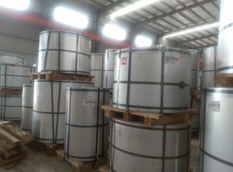 供應(yīng)上海寶鋼彩鋼卷報(bào)價(jià)