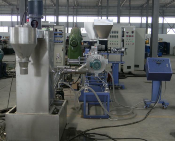 供應高扭矩高產(chǎn)量雙螺桿PP/PE/ABS/PC塑料改性擠出造粒機